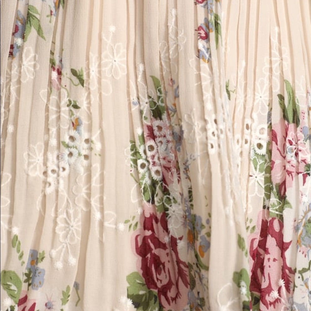 Beige Floral Ruffle Off-the-Shoulder Dress - Picture 5 of 6